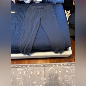 Everlane sweatpants